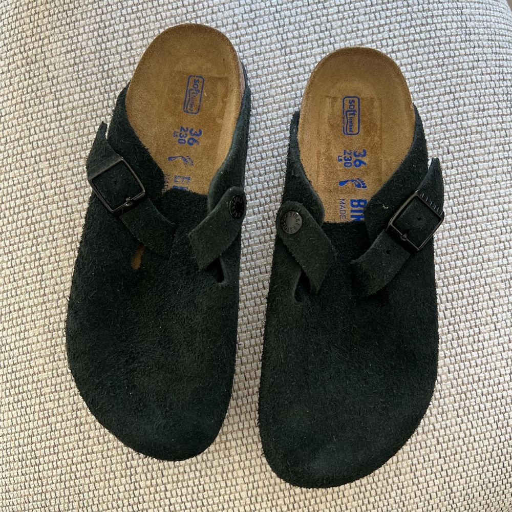 Birkenstock Boston Clogs in Black Suede, New Without Box